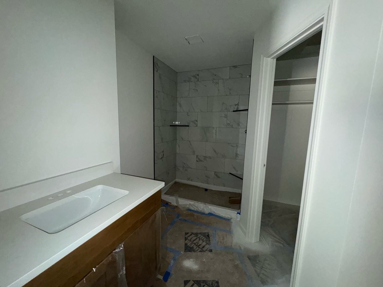 4849 Nw Astor Park Dr - Photo 4 of 5