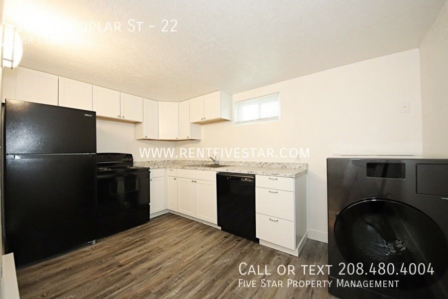 1022 E Poplar St #22 - Photo 2 of 14