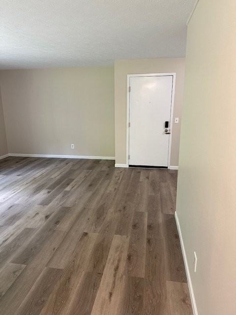 1000 Valley View Ln #I - Photo 5 of 19