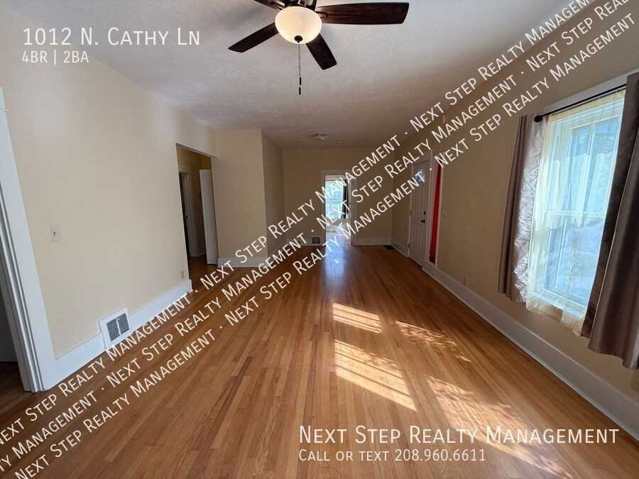 1012 N Cathy Ln - Photo 3 of 21