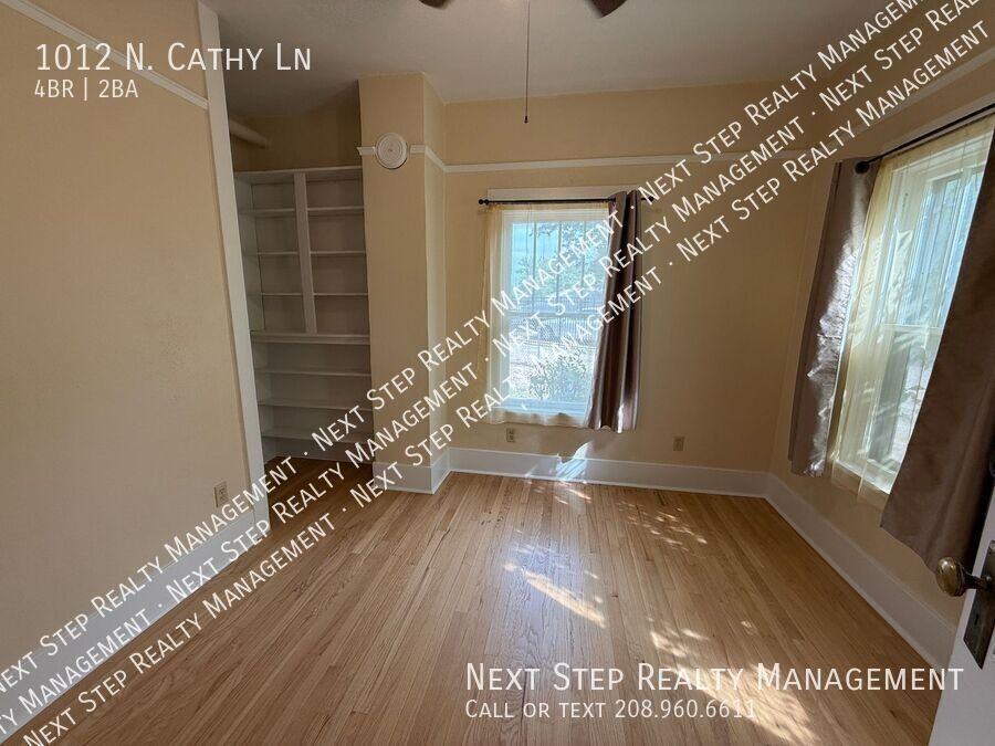 1012 N Cathy Ln - Photo 4 of 21