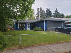 650 Se Alder Ct - Photo 1 of 1
