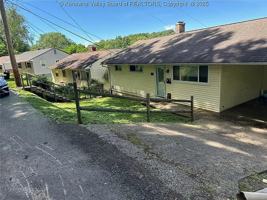 featured image of 1118 Forest Rd #A
