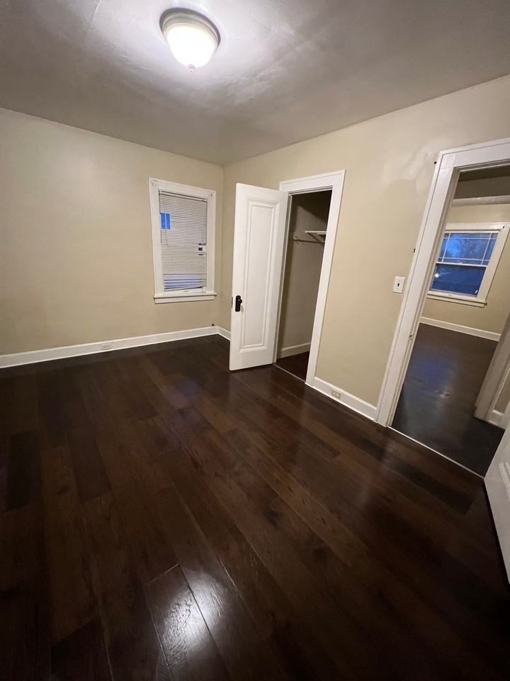 3430 Winsford Rd - Photo 6 of 20