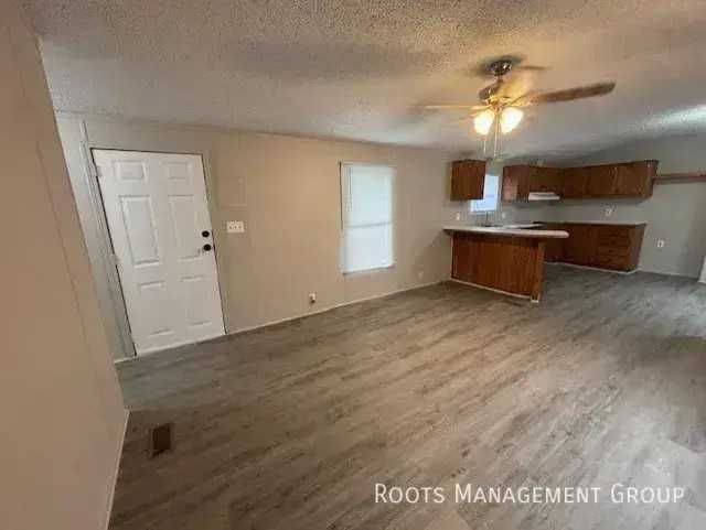 1101 W Bonny Doon Ln - Photo 3 of 16