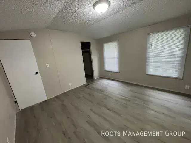 1101 W Bonny Doon Ln - Photo 7 of 16