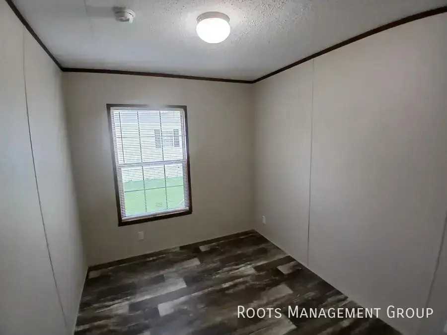 410 Carriage Lane Est #410 - Photo 5 of 13