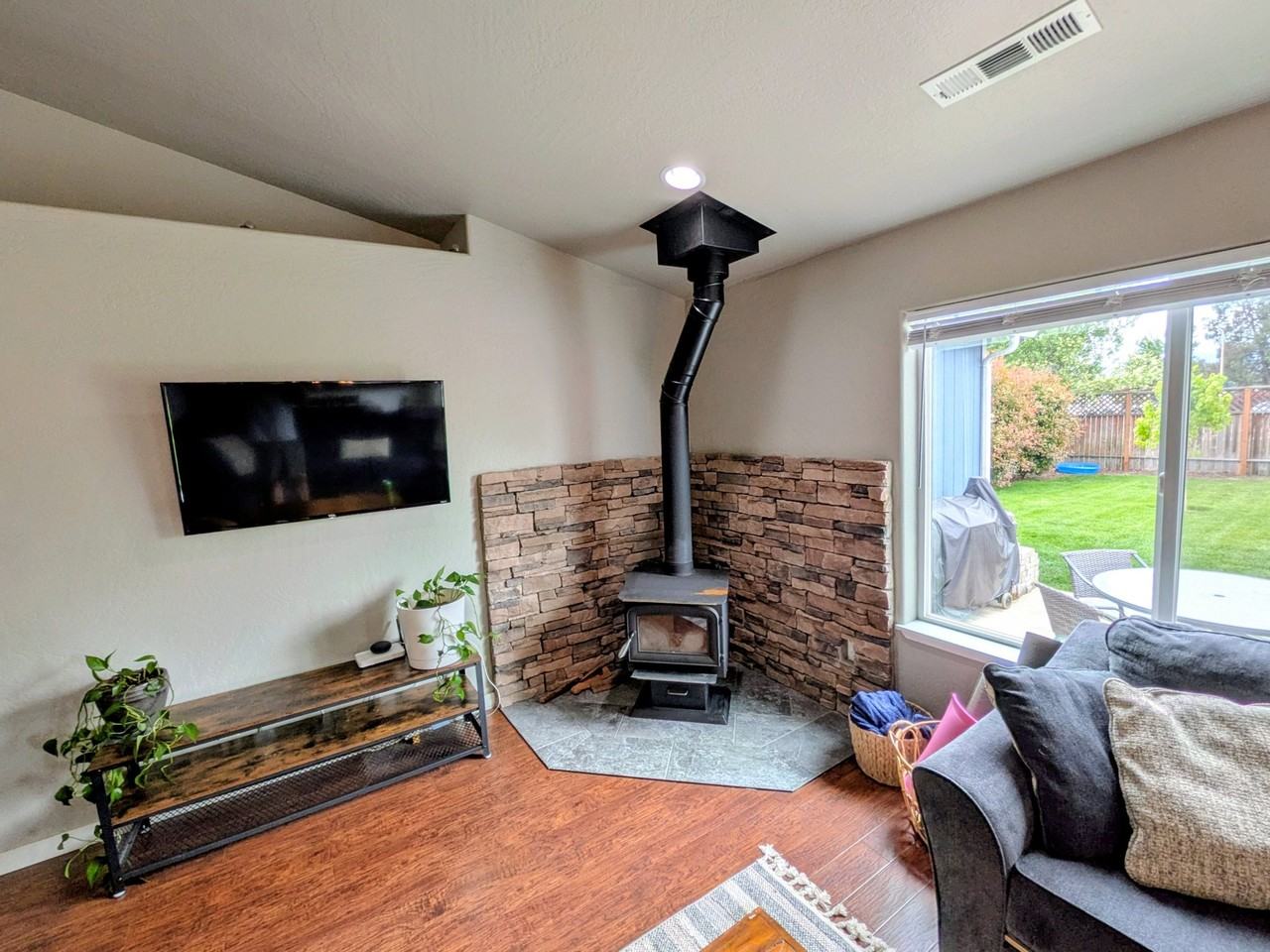 3003 Cheltenham Way - Photo 6 of 20