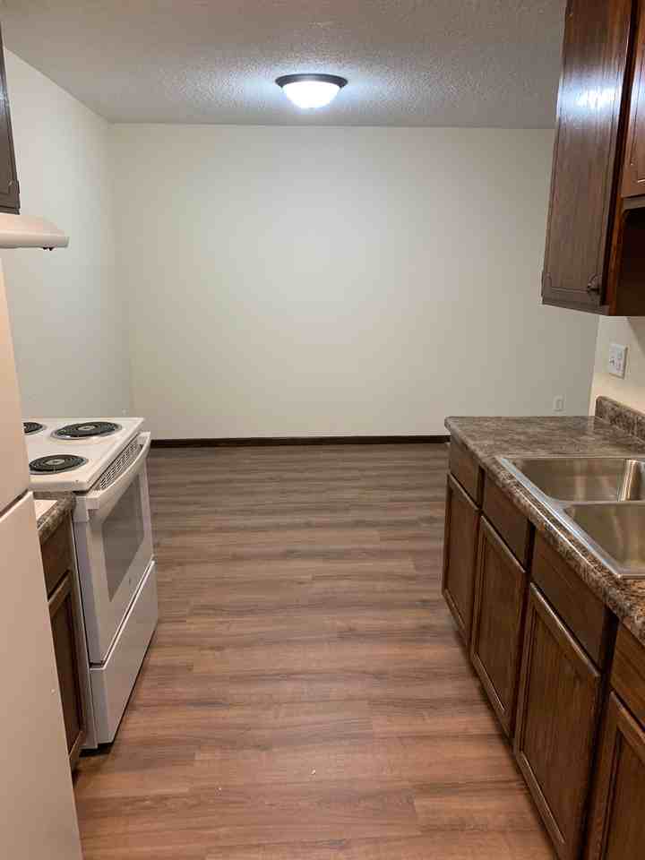 981 Saint Albans St N #306 - Photo 4 of 12