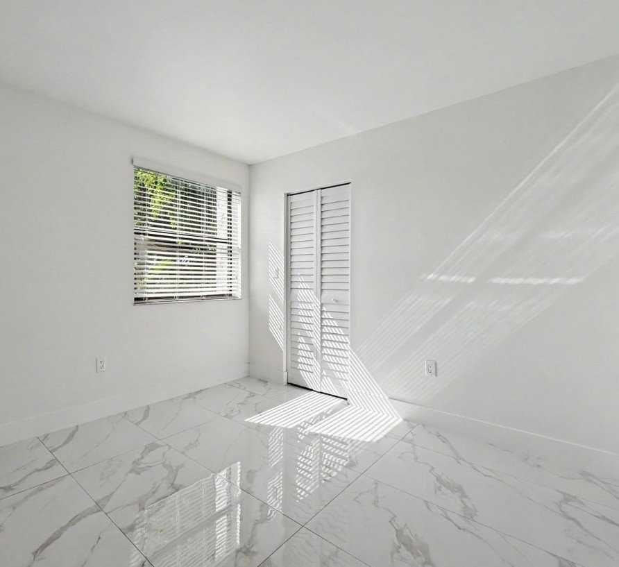 10011 Nw 8Th St - Photo 7 of 12