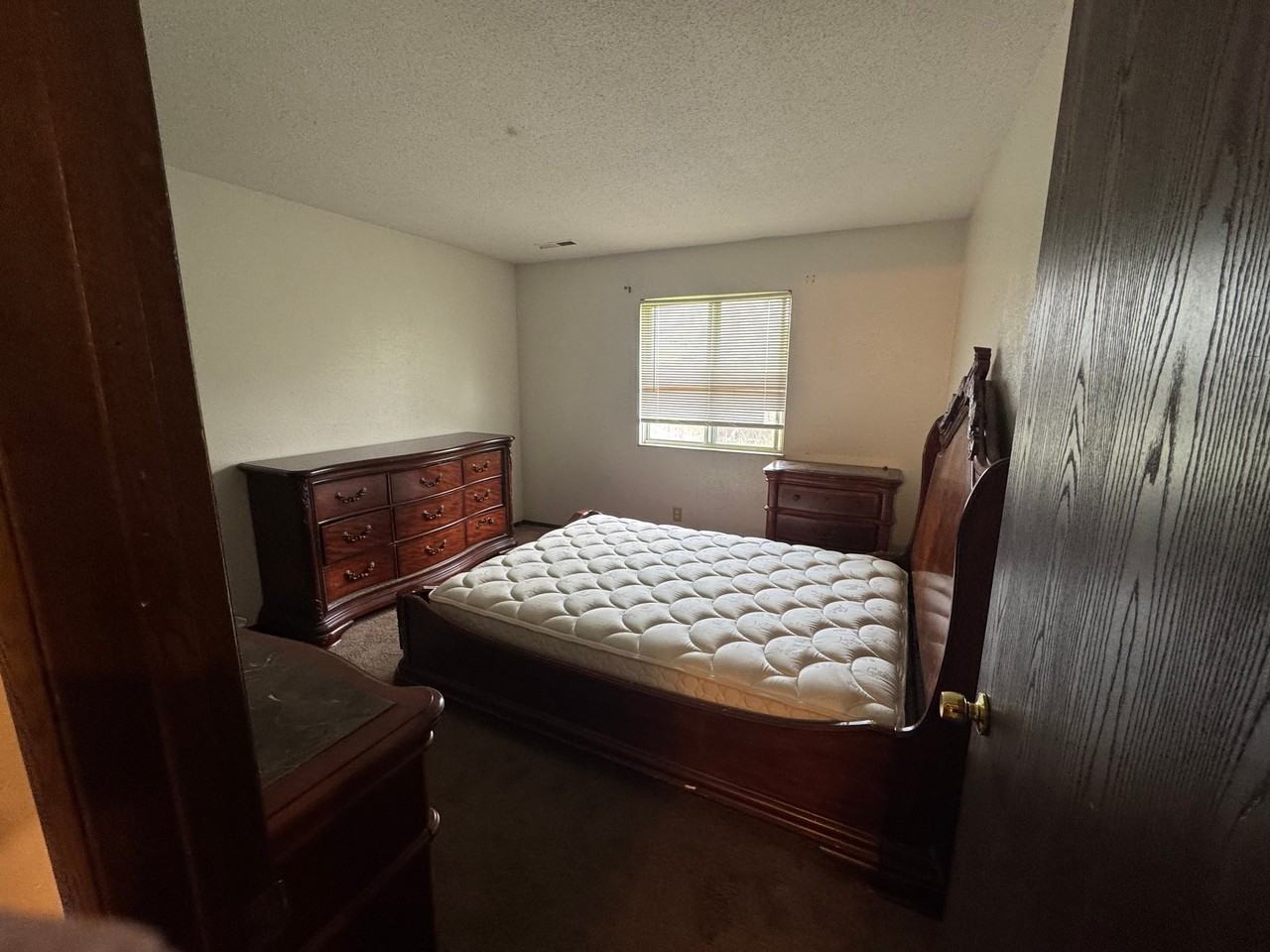 5007 Hill Ave #5H - Photo 6 of 8