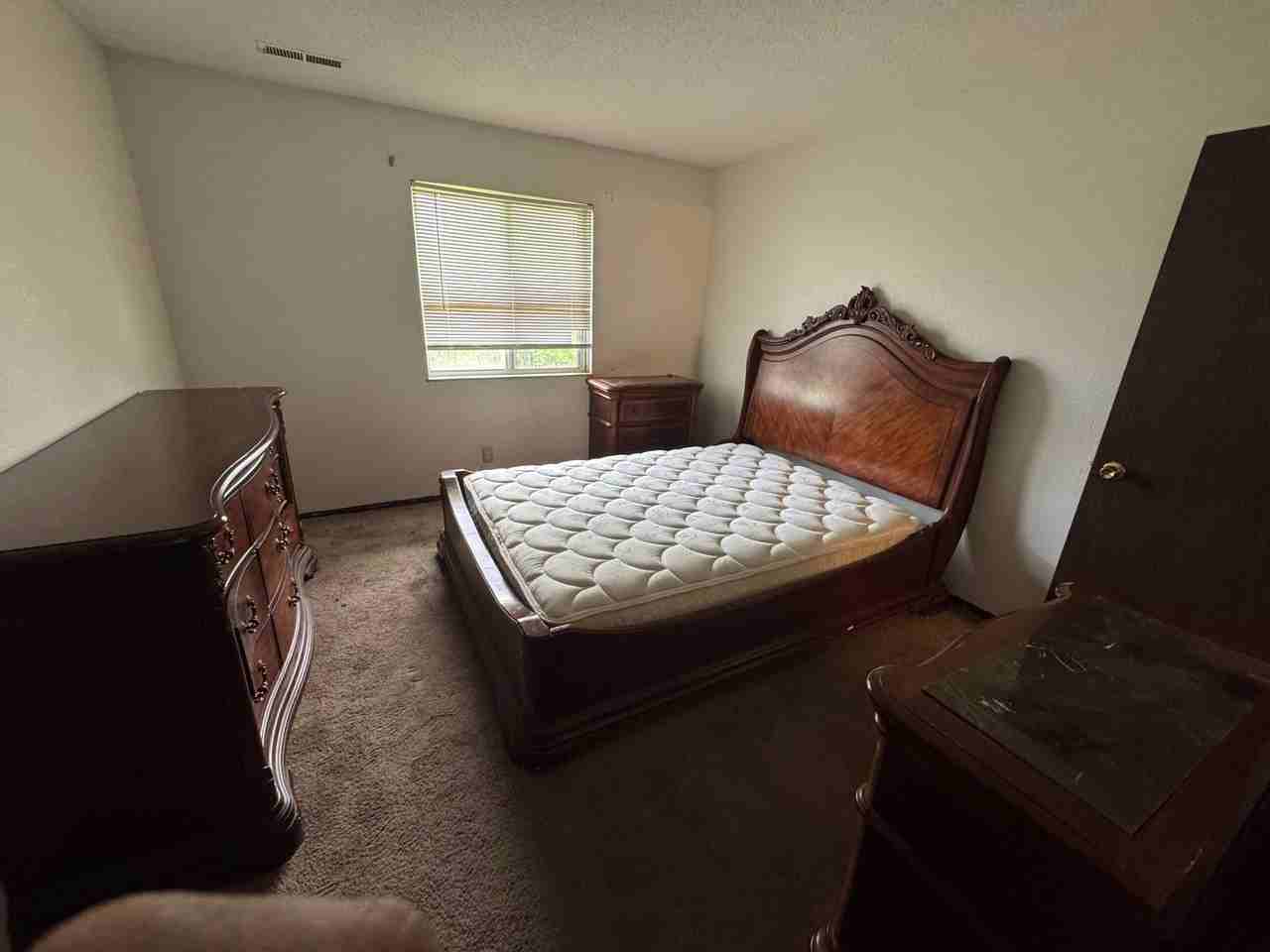 5007 Hill Ave #5H - Photo 7 of 8