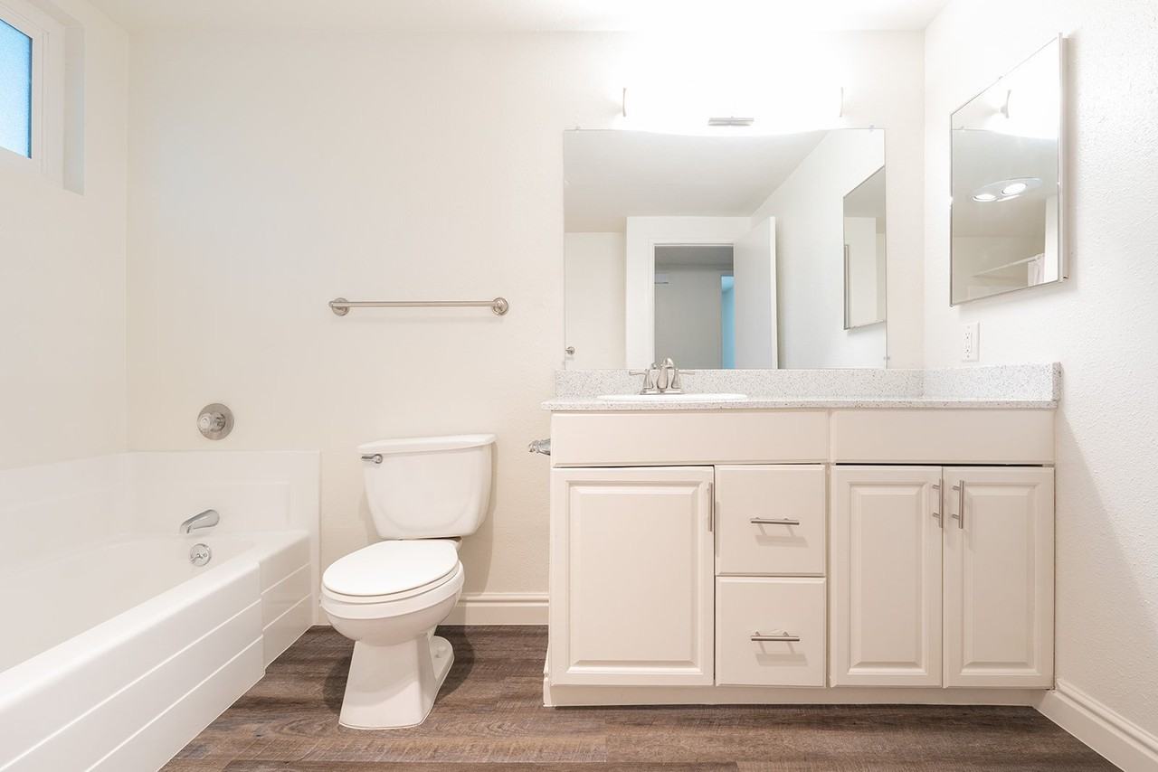 1125 Meadow Lake Dr #05 - Photo 6 of 15