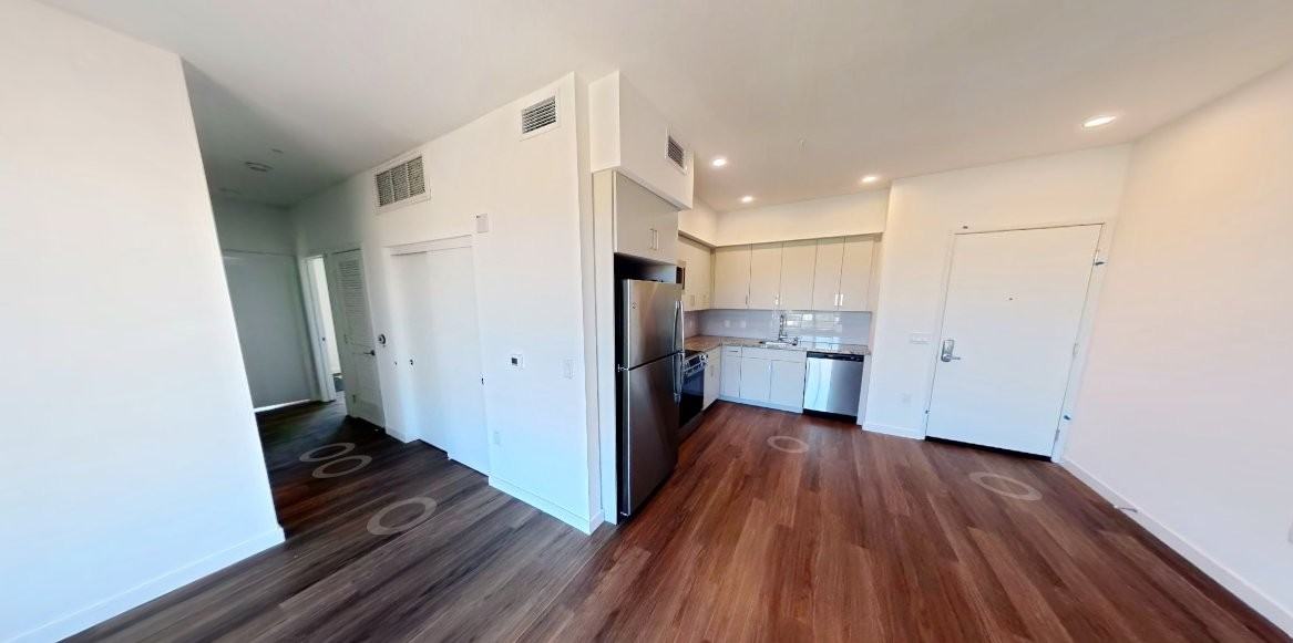 18900 Parthenia St #415 - Photo 3 of 6