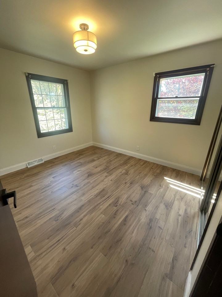 4272 Tumblewood Ln - Photo 6 of 12