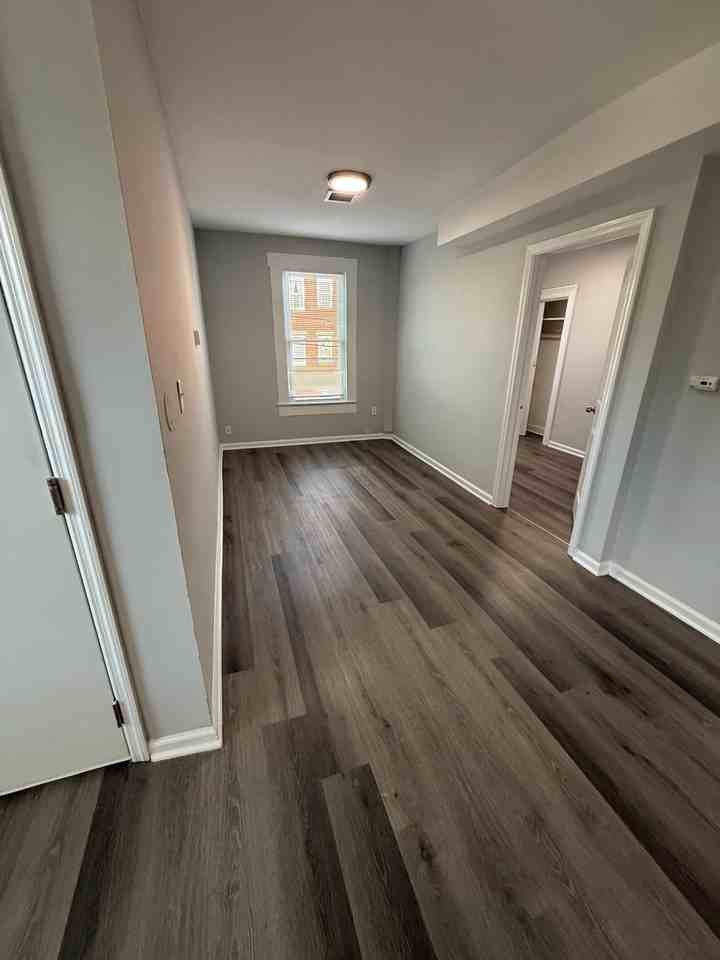 28 E 17th St #2 - Photo 3 of 9