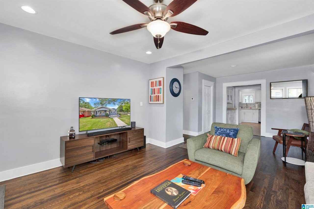 236 48th St N - Photo 4 of 20