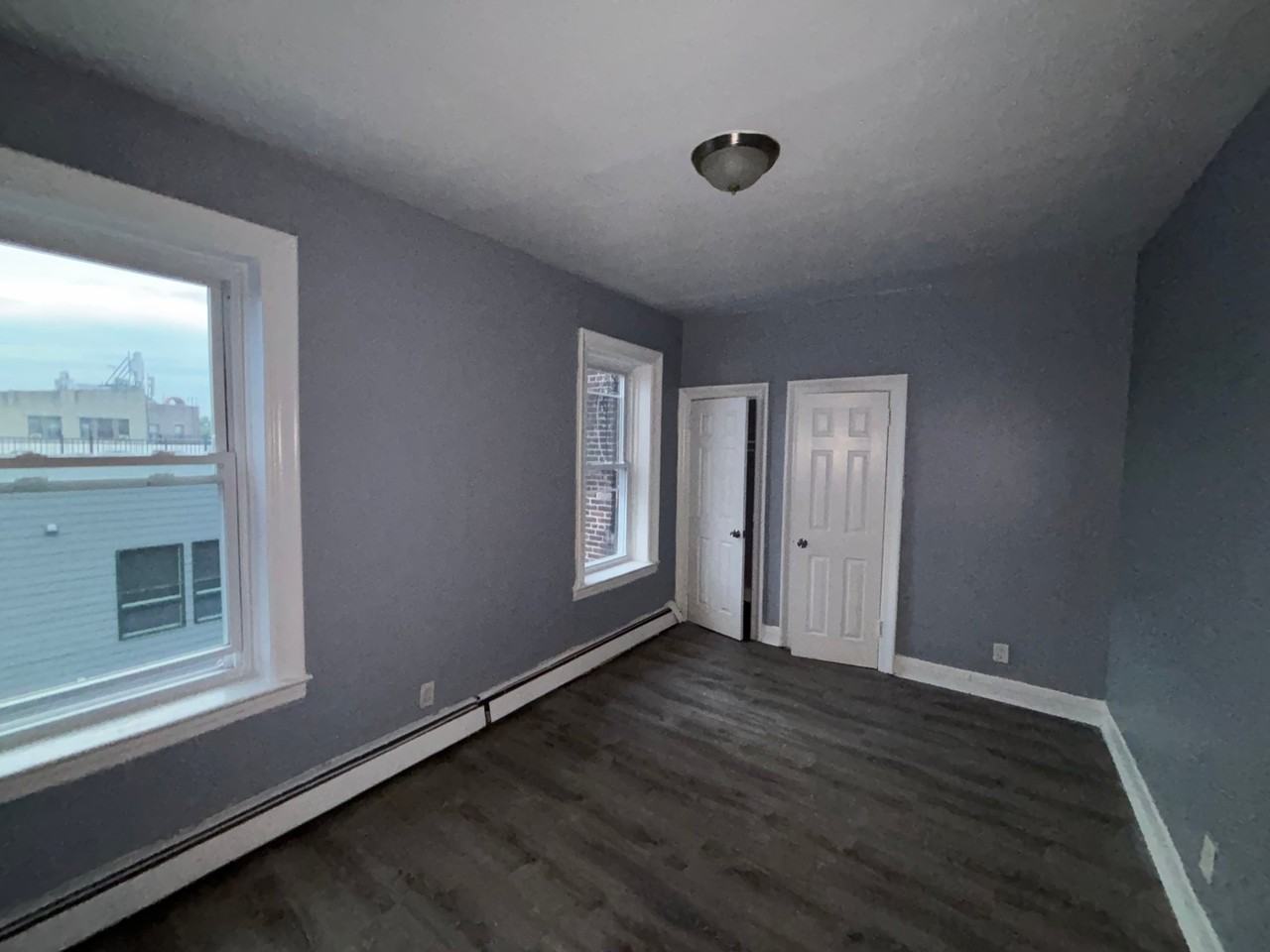149 Zabriskie St - Photo 3 of 5