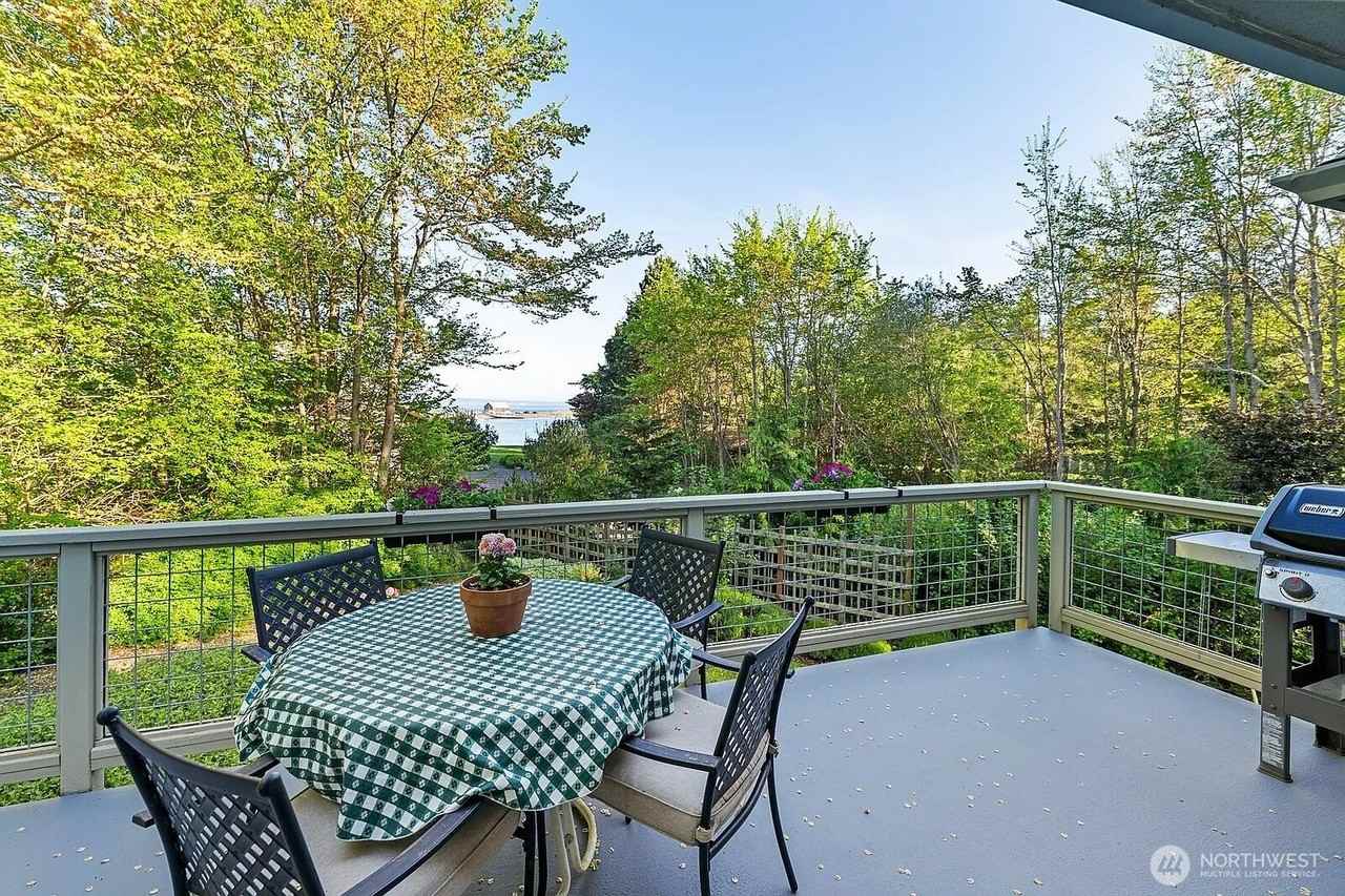 33 N Bay Ln - Photo 7 of 20