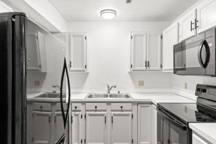 607 Avenue F #4 - Photo 1 of 1