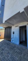 2401 S Redondo Blvd #B - Photo 1 of 1