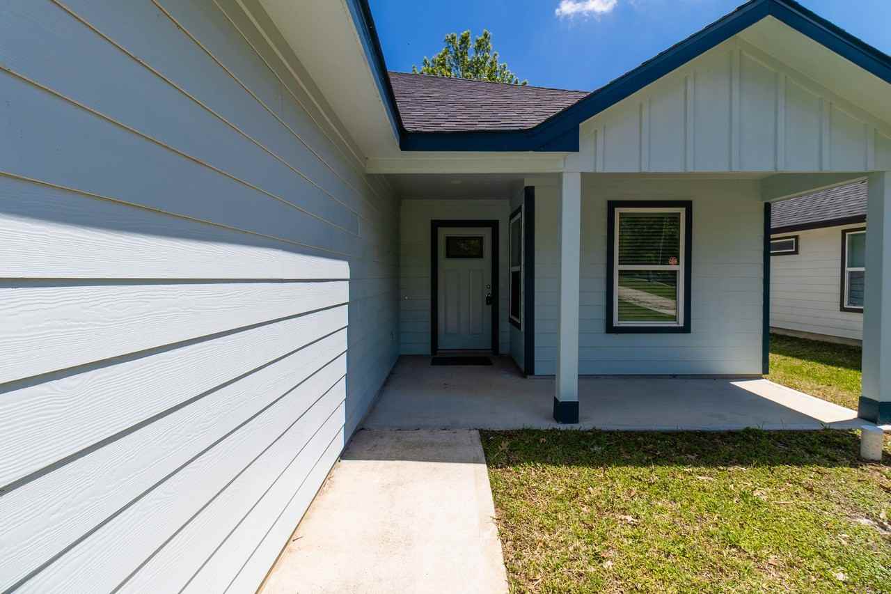 3461 Sam Houston Rd - Photo 2 of 19