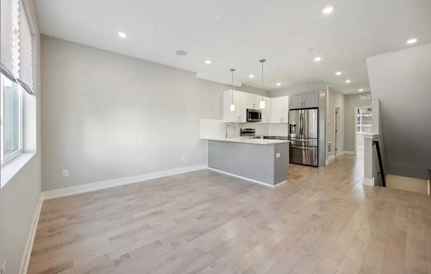 2011 N Randolph St Philadelphia, Pa 19122, Usa #A - Photo 4 of 15