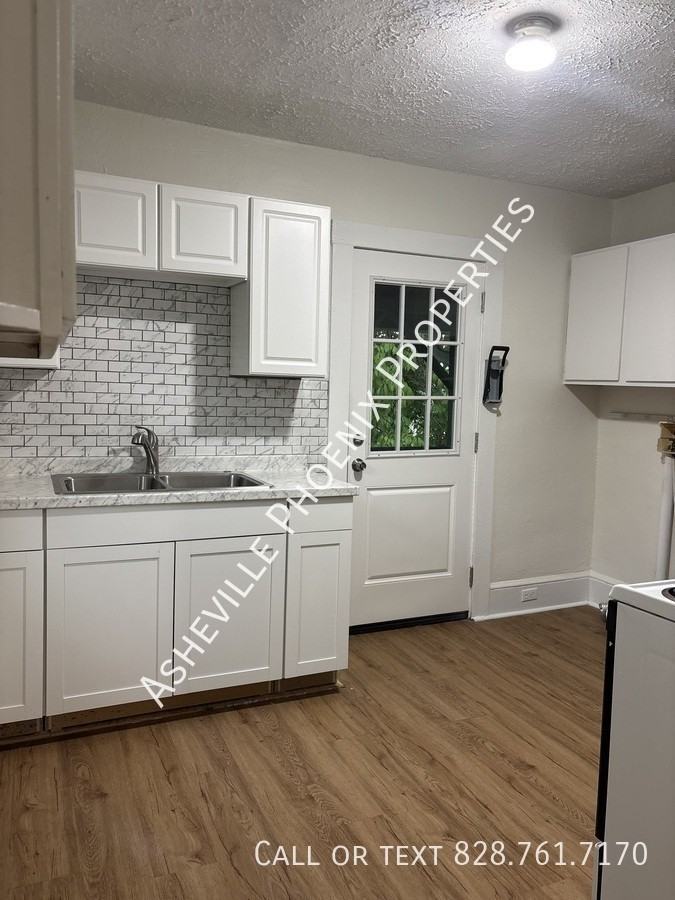140 Fairview Ave - Photo 6 of 13