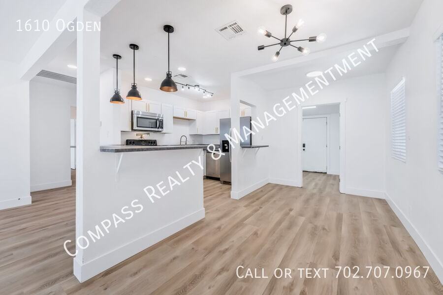 1610 E Ogden Ave - Photo 7 of 42