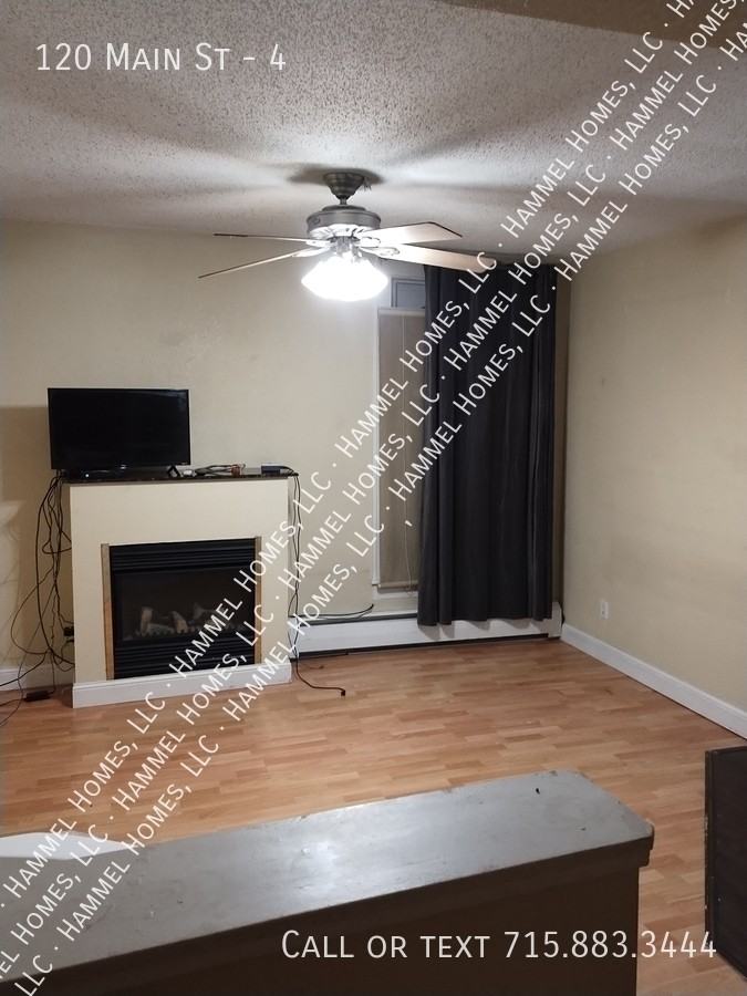 120 Main St E #4 - Photo 3 of 11