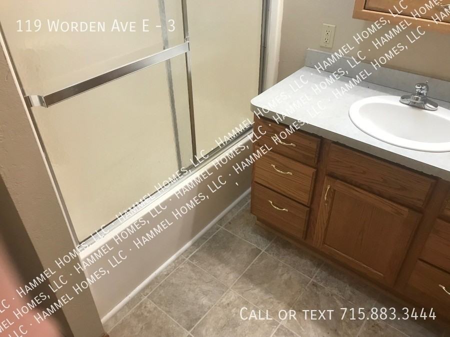 119 Worden Ave E #3 - Photo 6 of 8