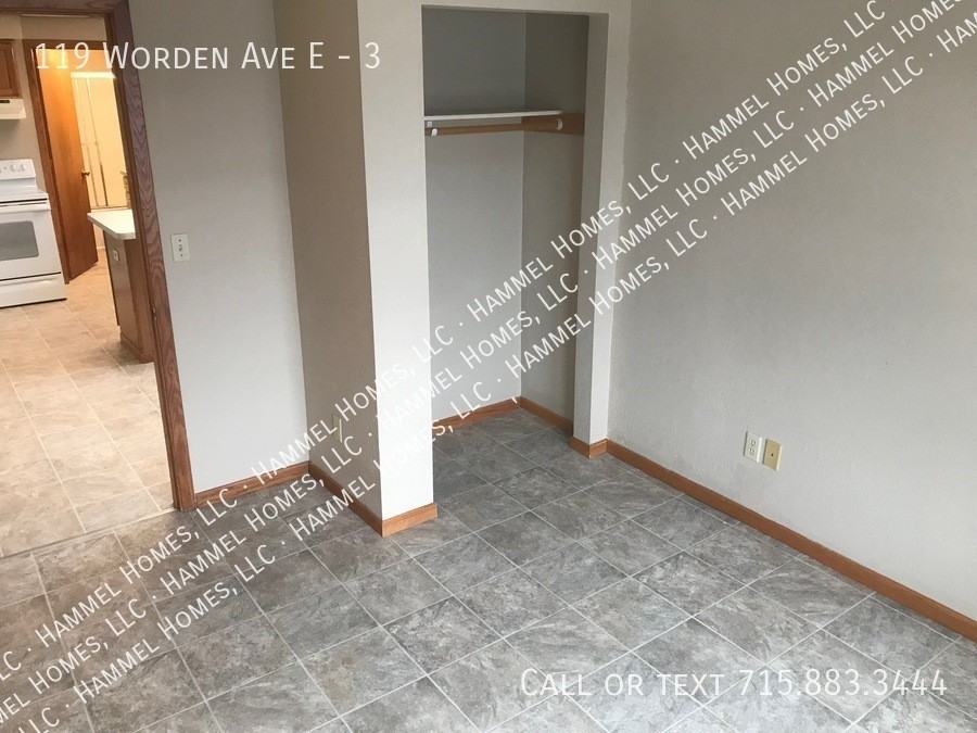 119 Worden Ave E #3 - Photo 7 of 8