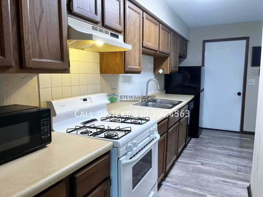931 Trimble Dr - Photo 4 of 36