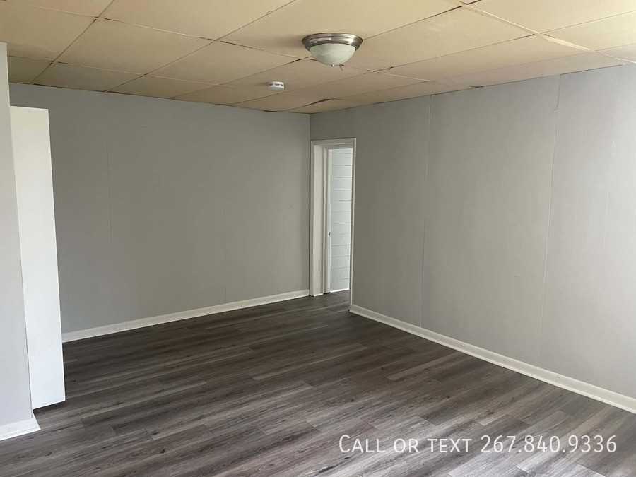 132 N King St - Photo 2 of 36