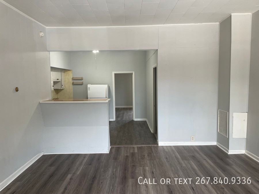 132 N King St - Photo 3 of 36