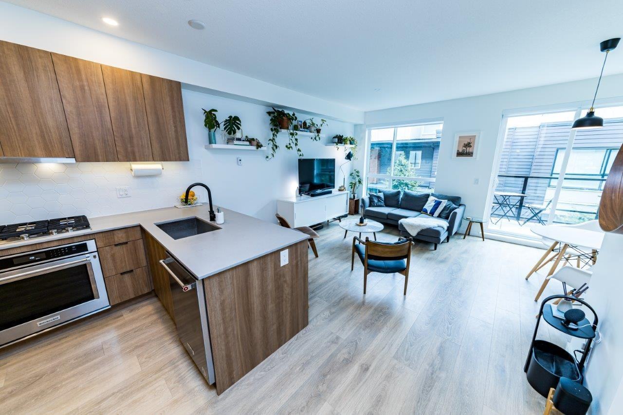 533 East 3rd Street - Photo 2 of 24