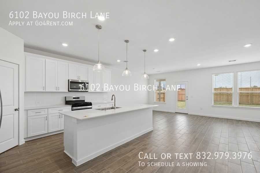 6102 Bayou Birch Ln - Photo 7 of 33