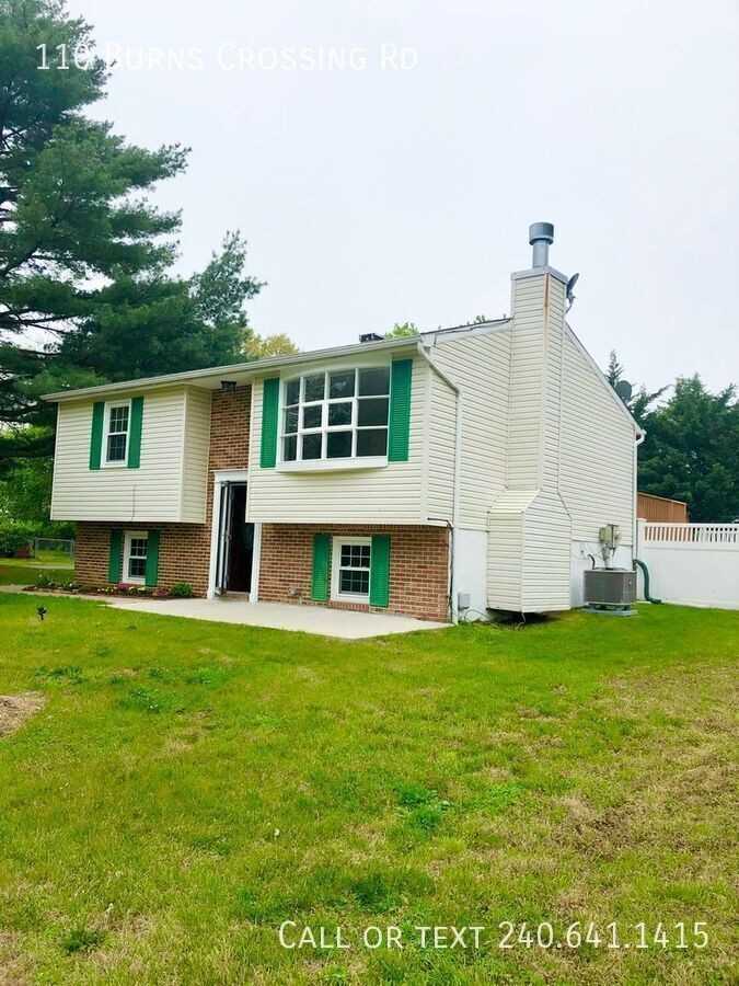 110 Burns Crossing Rd - Photo 2 of 24