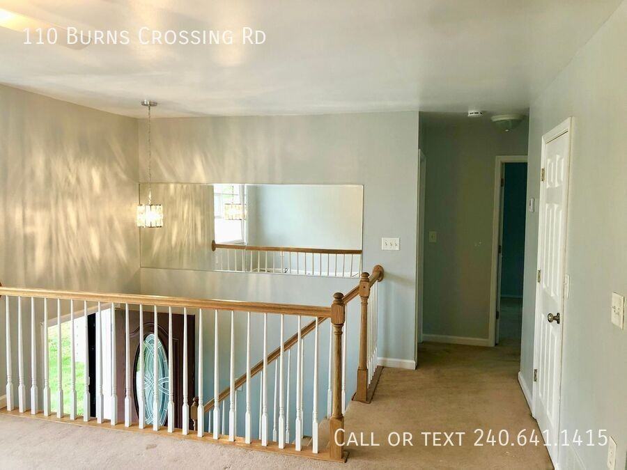 110 Burns Crossing Rd - Photo 7 of 24