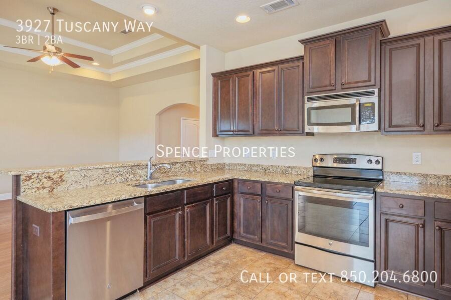 3927 Tuscany Way - Photo 6 of 36