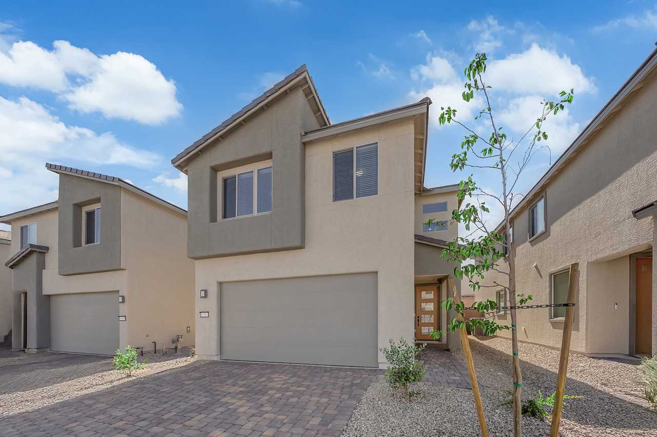 10263 Estancia Hill St - Photo 4 of 36
