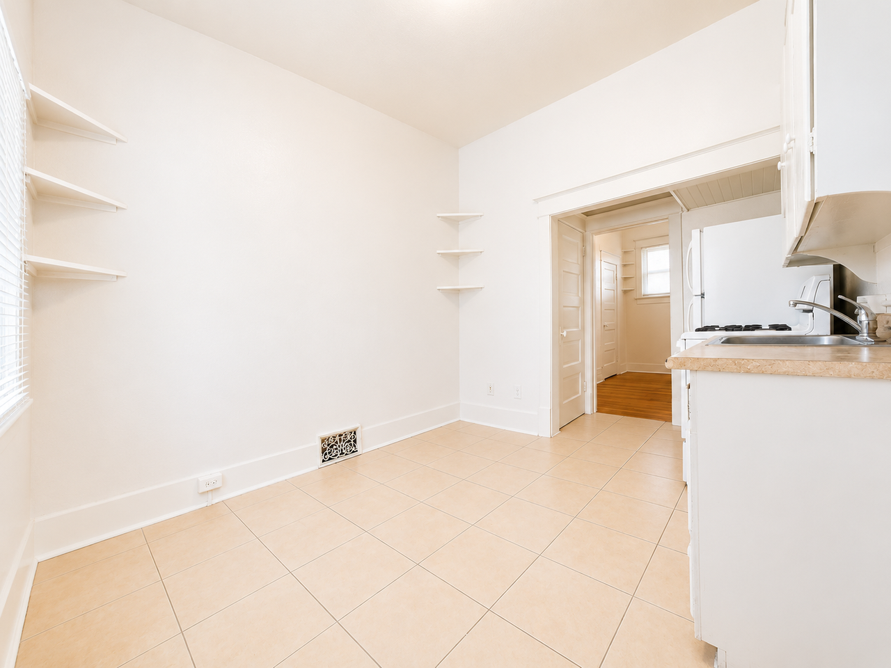 2304 N Grand Ave #C - Photo 7 of 20