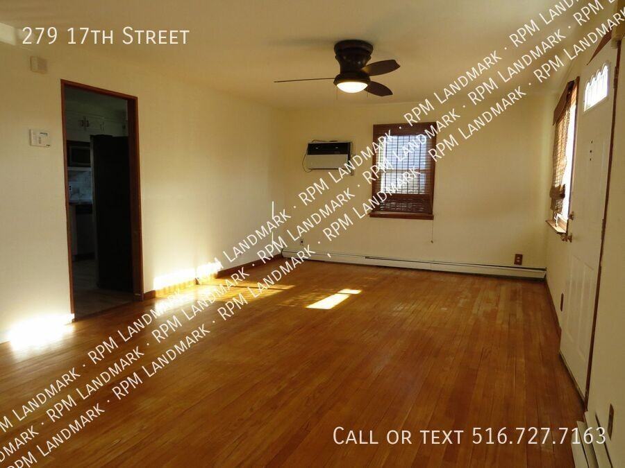 279 17th St - Photo 2 of 16
