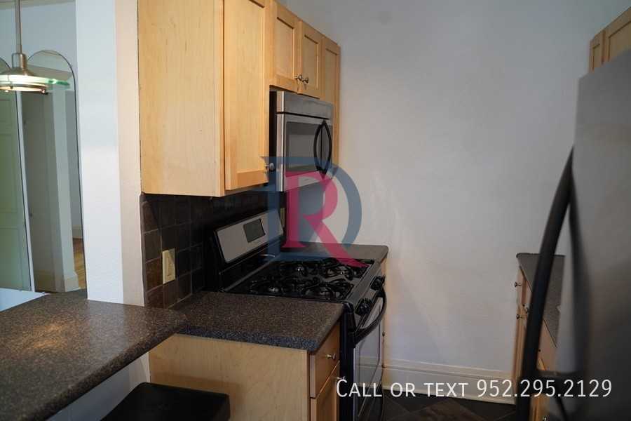 1820 1st Ave S #305 - Photo 3 of 18
