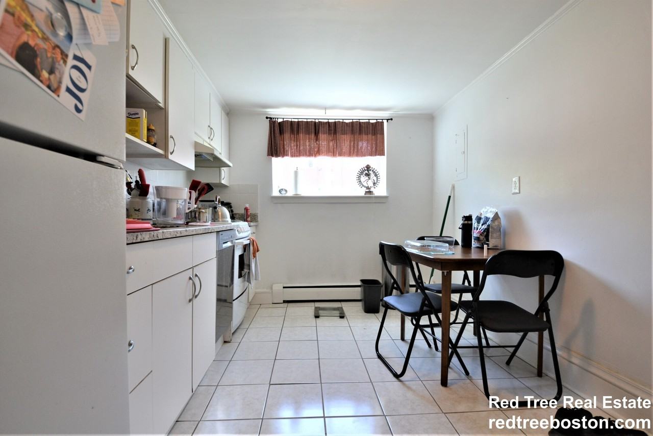 58 Bryon Rd #1 - Photo 2 of 10