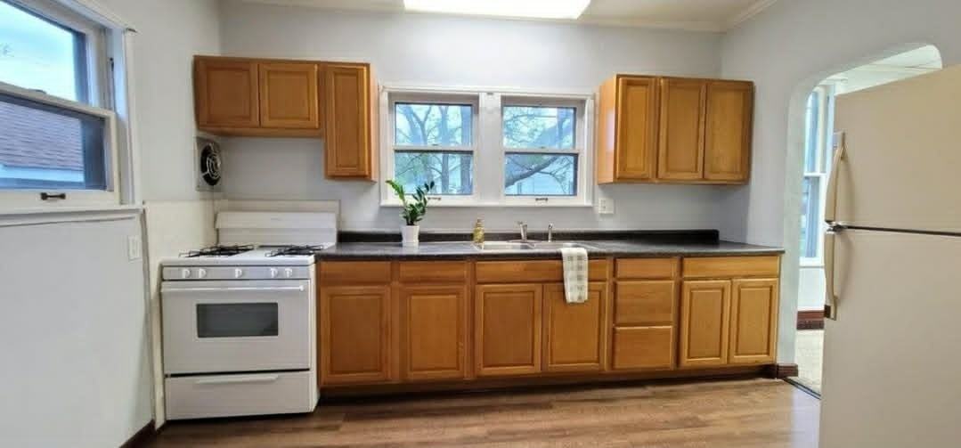 506 Dupage St #NA - Photo 2 of 14