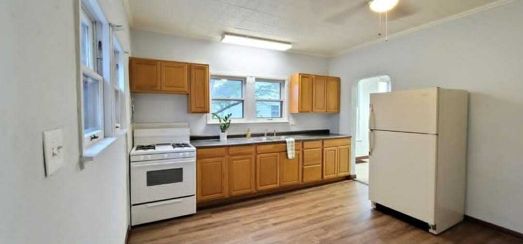 506 Dupage St #NA - Photo 3 of 14