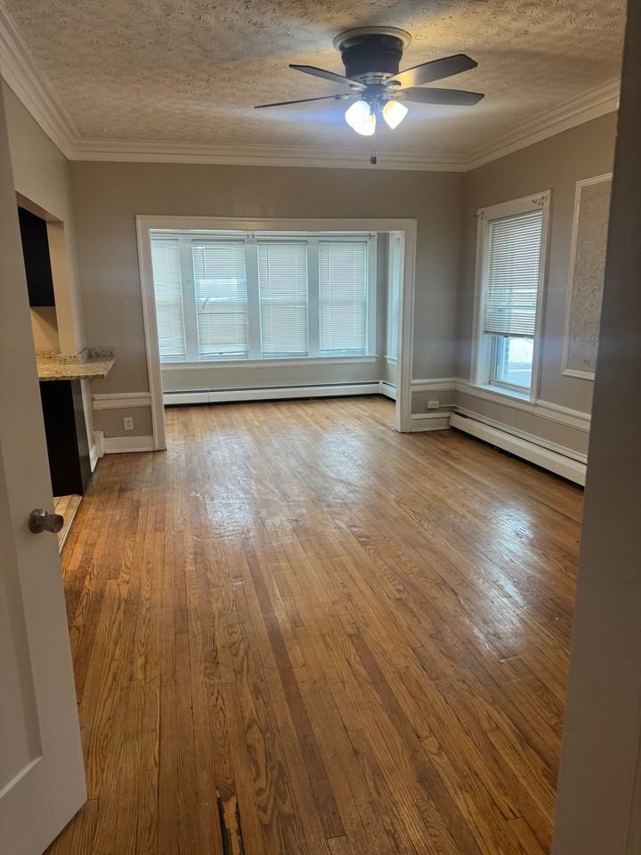 6829 S Cornell Ave #2 - Photo 6 of 7