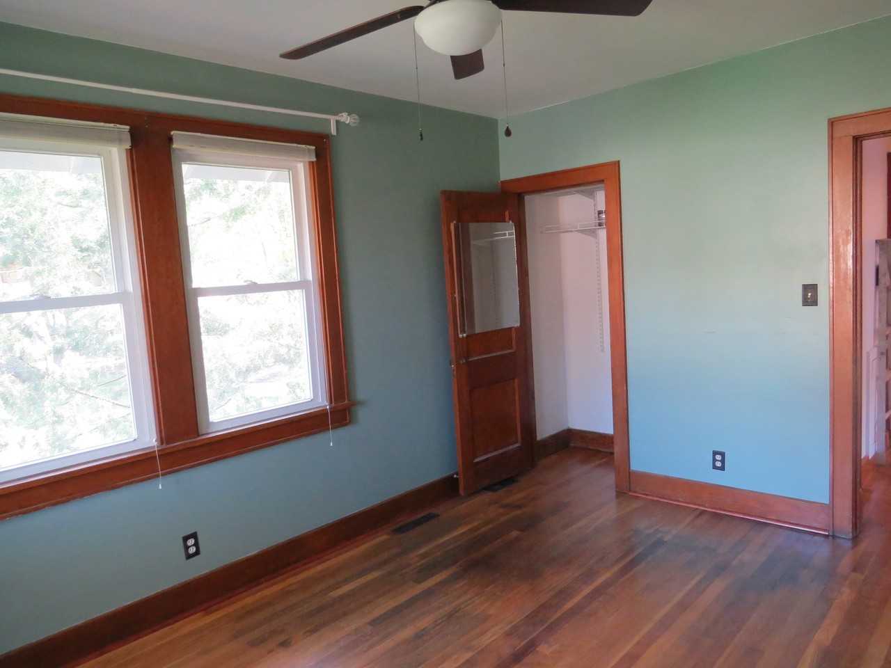 4172 Cambridge St #NA - Photo 5 of 19