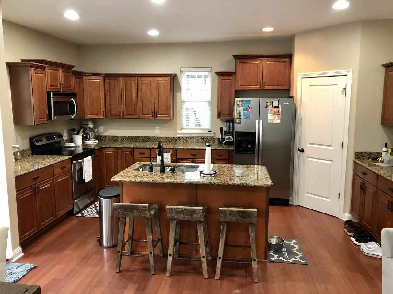 235 3rd Ave Ne #NA - Photo 6 of 23